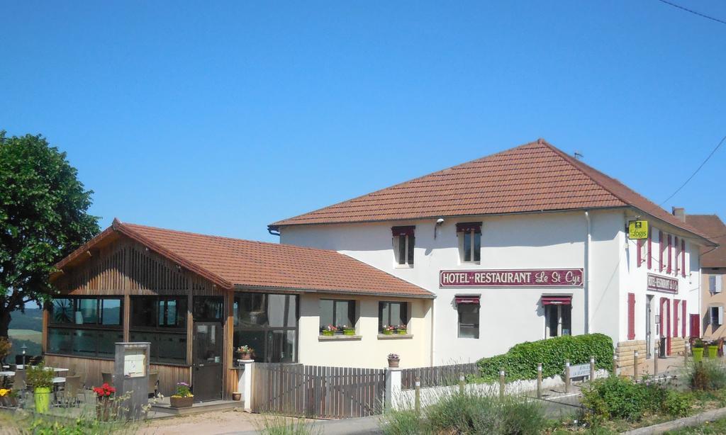 Logis Le Saint Cyr Hotel Montmelard Ngoại thất bức ảnh