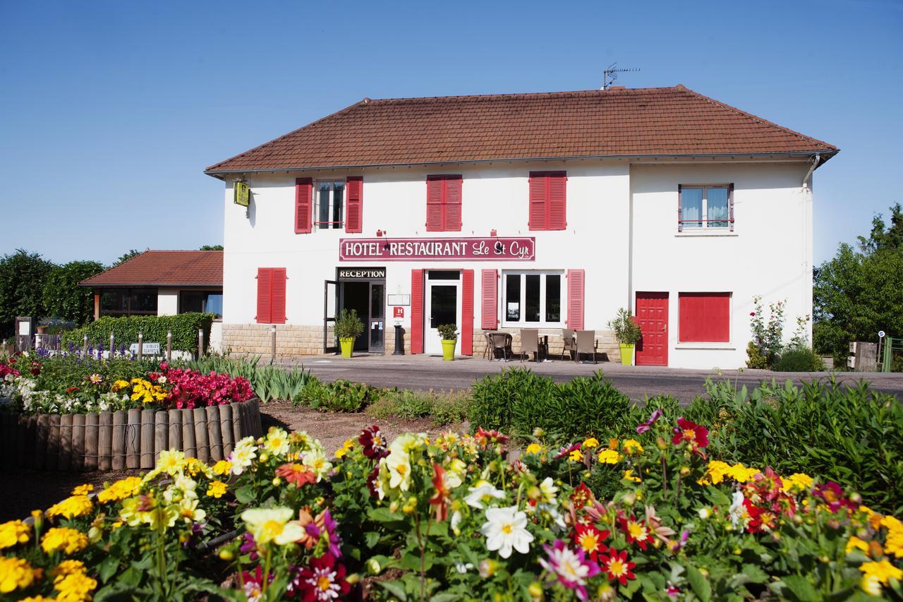 Logis Le Saint Cyr Hotel Montmelard Ngoại thất bức ảnh